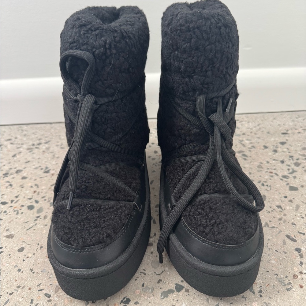 Women's Black Winter Boots